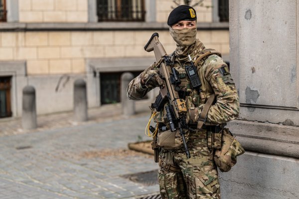 Nakon eksplozije u sinagogi, Belgija šalje vojsku na ulice