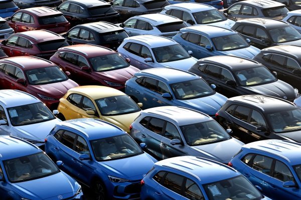 Njemačka autoindustrija u sve lošijem raspoloženju, prijete i nove carine