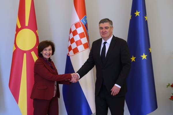 Svečani doček predsjednice Sjeverne Makedonije u Uredu predsjednika RH