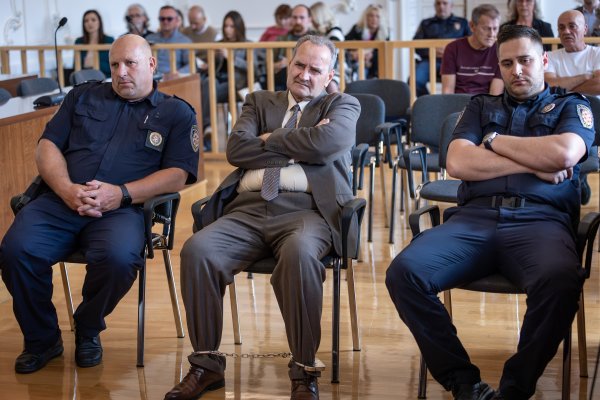 Majoru JNA Vojislavu Mediću umanjena je kazna