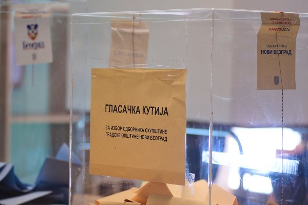 Drva za glas? Romi razotkrili Vučićevu taktiku osvajanja izbora: 'Dolaze, nude novac...'