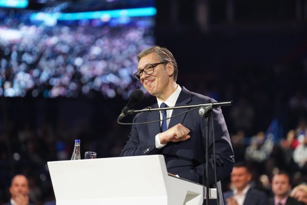 Aleksandar Vučić očekuje pobjedu SNS-a u Boru, tvrdi oporba