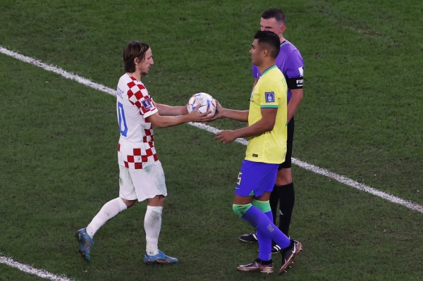 Pogledajte susret Modrića i legendarnog Brazilca: 'Sad moraš igrati za nas'