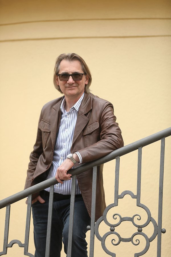 Ako netko jednog dana odluči da će Makedonija postati golf-teren, bit ćemo golf-teren