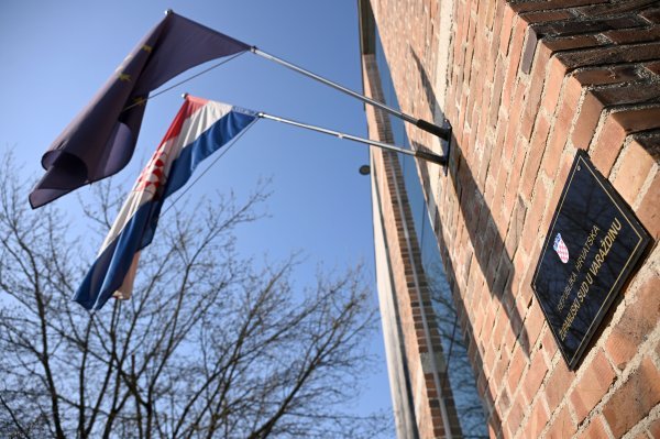 Dojava o bombi u zgradi suda u Varaždinu lažna