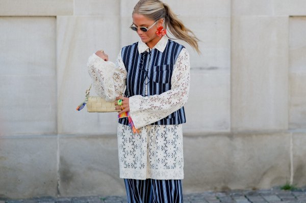 Ni cvjetovi ni točkice: Ovaj modni uzorak je najveći proljetni trend i posebno laska figuri