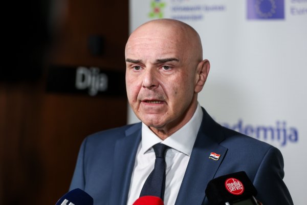 Ministar Alen Ružić