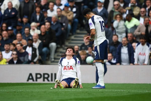 Lani su osvojili Europsku ligu, a sad su na rubu kataklizme. I ne, Tudor ništa nije kriv