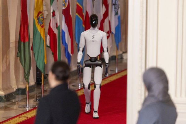 Humanoidni robot Figure 3 u Bijeloj kući