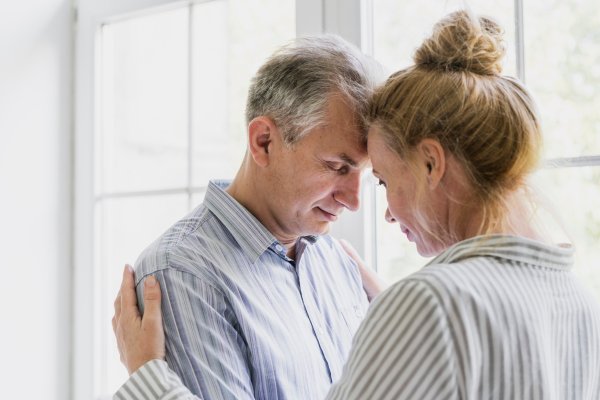 Diskretni znakovi Alzheimerove bolesti koje je lako previdjeti