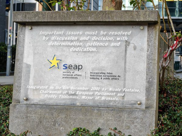 Važna poruka ispred Europskog parlamenta u Bruxellesu