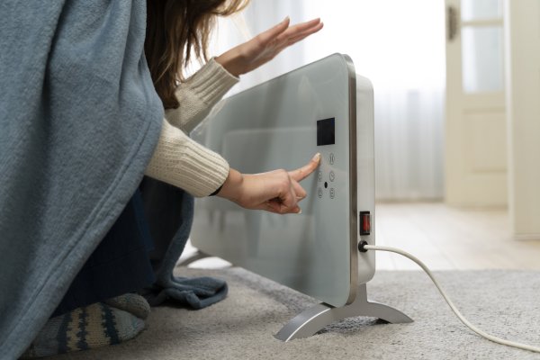 HEP-ov prag od 3000 kWh zbunio je mnoge: Evo tko plaća 35 posto više za struju i zašto