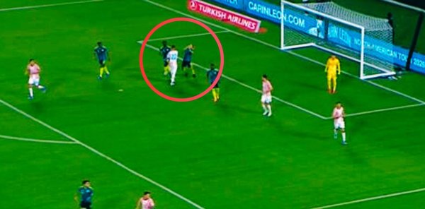 Jeste li primijetili što je Vušković napravio u sudačkoj nadoknadi?