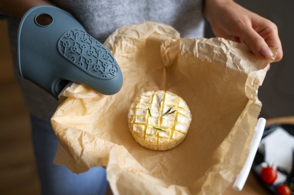 Staklene i keramičke posude idealne su za pečenje, bez rizika od kemijskih isparavanja