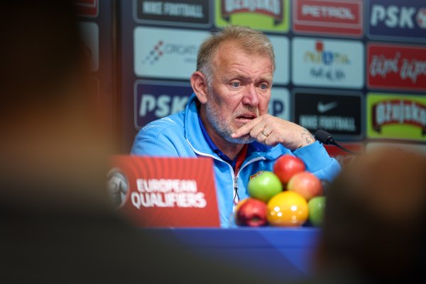 Debakl reprezentacije Roberta Prosinečkog. Dobio je pet komada od Madagaskara