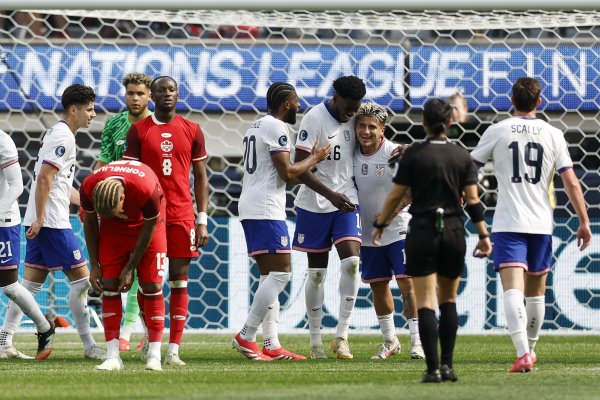 Debakl domaćina Svjetskog prvenstva