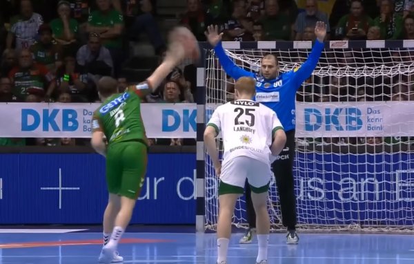 Pa je li ovo moguće? Pogledajte čudesnih pet obranjenih sedmeraca srpskoga golmana. Izludio je protivnike