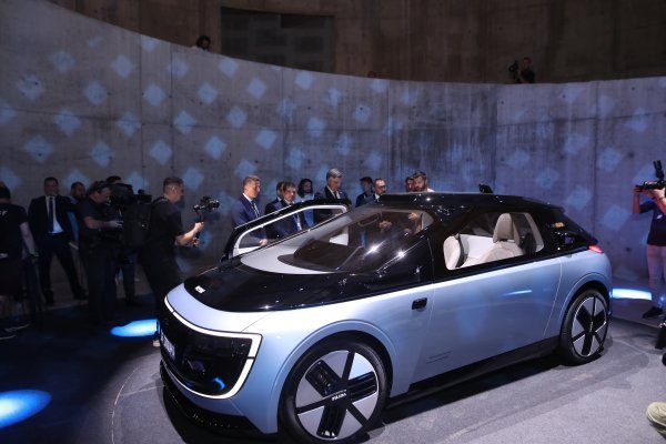 Rimčev projekt robotaksija dobio odgodu: Novi rok kraj kolovoza 2026.