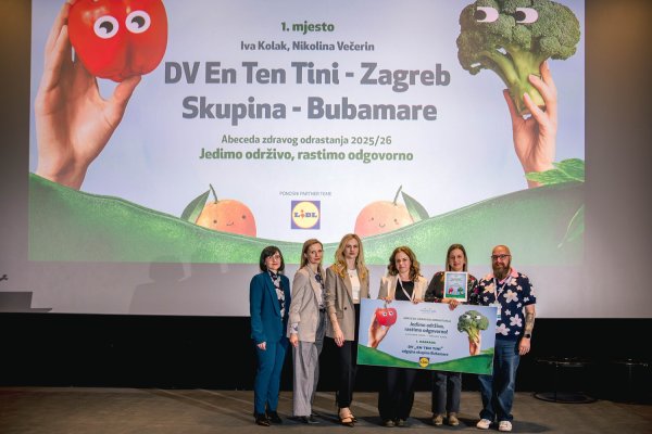 Konferencija Odgajati znanjem i srcem_1. mjesto s predstavnicama Lidla i Mliječnog zuba