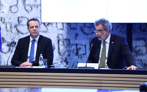 Radovan Fuchs i Stipe Mamić (lijevo)