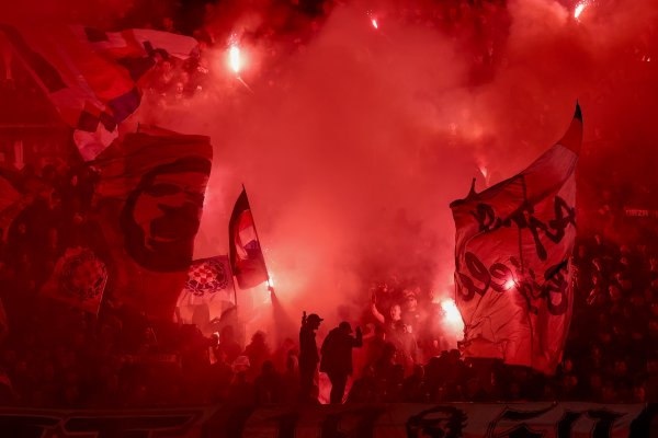 Pogledajte žestoki sukob hrvatskih navijača; koristile se i letve