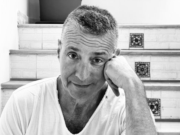 Možda je i bolje pustiti mlađe generacije da vjeruju u temeljne revizije povijesti, da se nije moglo živjeti od "komunističkog terora"?