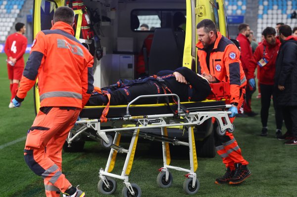 Hrvatska - Turska, turski izbornik Egemen Korkmaz se srušio i odvela ga je Hitna pomoć 31.3.2026.