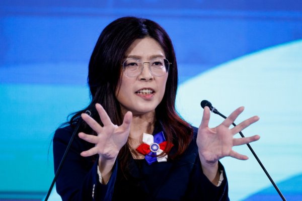 Tajvanska oporba želi pomirenje s Kinom: Šefica KMT-a putuje Xi Jinpingu