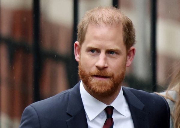 Flert poruke princa Harryja isplivale na sudu: 'Nedostaju mi naša maženja'