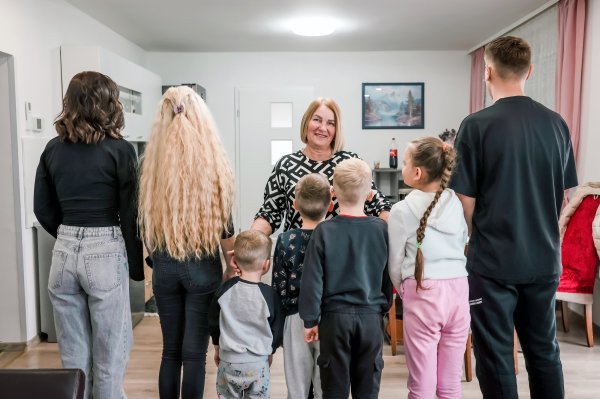 Mara Anđelić i njezina djeca