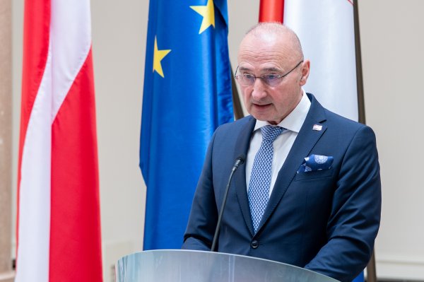 Ministarstvo o zatvorenom tjesnacu: LNG terminal i JANAF osiguravaju kontinuitet opskrbe