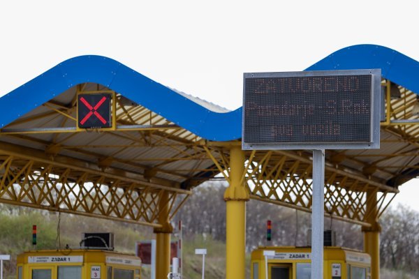 HAK: Zbog bure u priobalju ograničenja za pojedine skupine