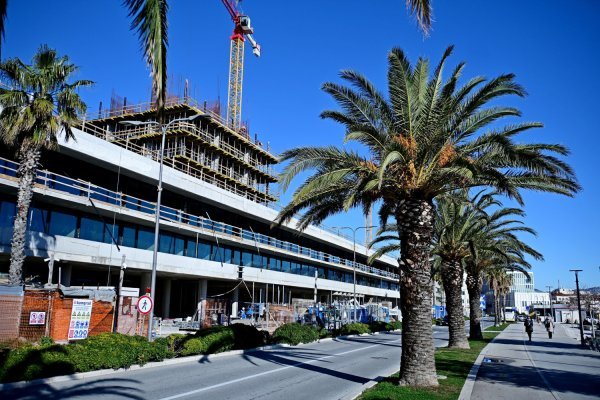 Gradilište hotela Marjan na Zapadnoj obali u Splitu