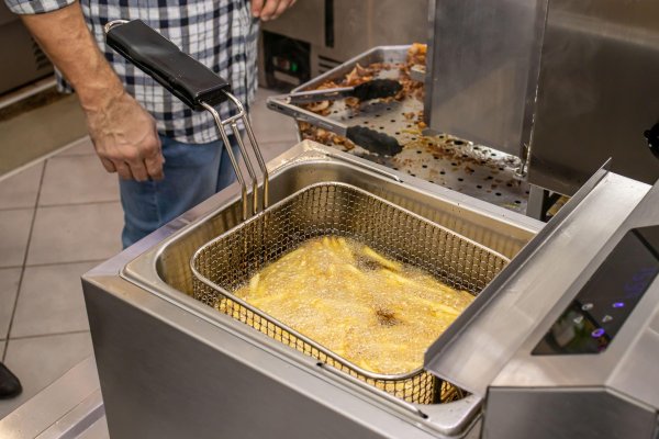 Novi unosan biznis u Europi: Masovno se krade korišteno jestivo ulje