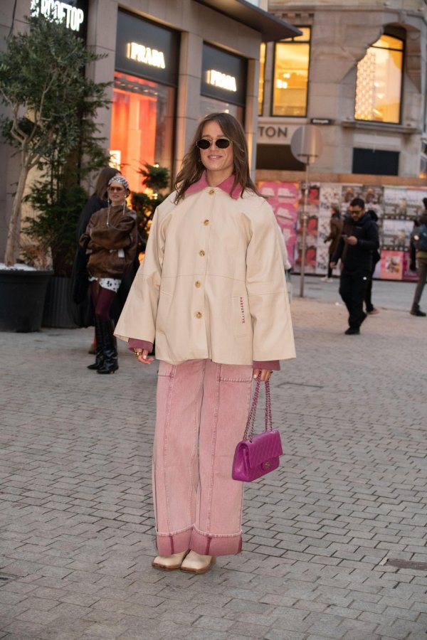 Klasične traperice su 'out': Modeli u boji hit su proljeća - evo koji su najpopularniji