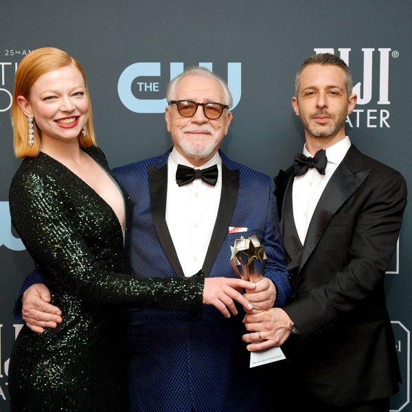 Sarah Snook, Brian Cox i Jeremy Strong