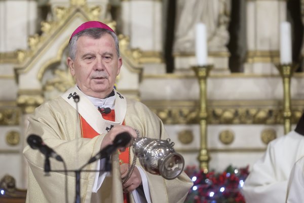 Nadbiskup Vukšić: Ratovi su zlo, oni koji ih potiču odgovarat će pred Bogom