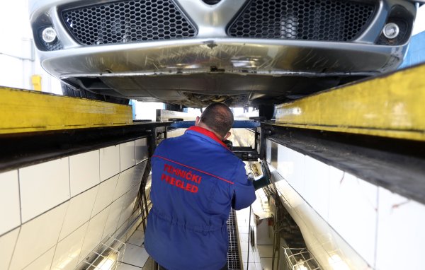 Nevjerojatno! Evo kako prevaranti prolaze tehnički pregled s neispravnim vozilima