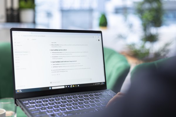 ChatGPT - ilustracija