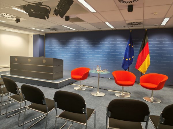 Njemačka soba itekako ima prostora za ugošćivanje novinara