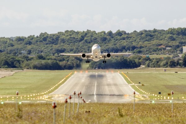 Problemi s gorivom za avione u Europi: Oglasila se Ina o stanju u Hrvatskoj
