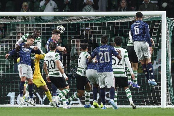 Arsenal u sudačkoj nadoknadi do rezultata s kojim je na korak do polufinala Lige prvaka