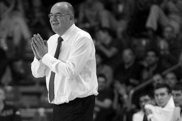 Preminuo legendarni košarkaški trener Duško Vujošević