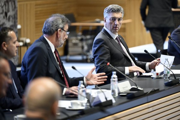 Vlada izdvaja 10 milijuna eura za Sveučilište u Mostaru i milijune za poljoprivredu u BiH