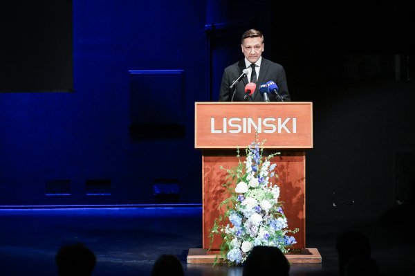 Komemoracija za preminulog profesora Vlatka Cvrtilu