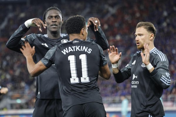 Aston Villa jednom nogom u polufinalu EL-a, Freiburg razbio Celtu