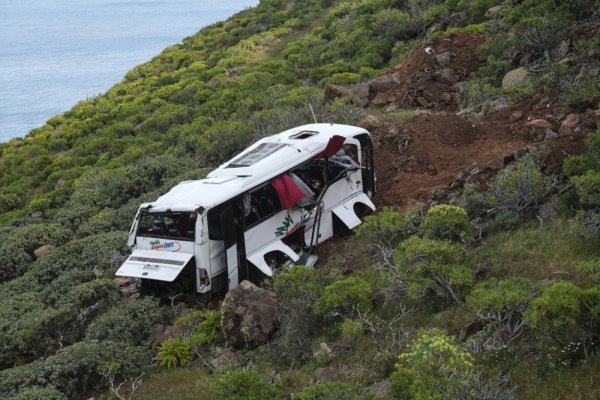 Autobus s turistima sletio u provaliju u na Kanarima: Jedna osoba poginula, više ozlijeđenih
