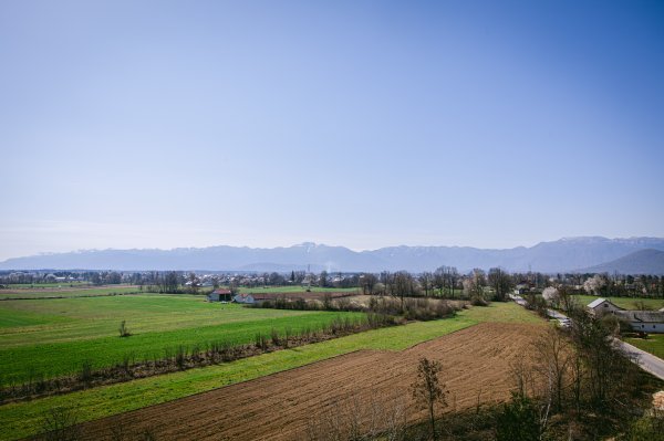 Pogled na Ličko polje