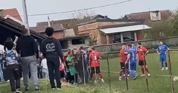 Pogledajte kaos u susretu hrvatskih niželigaša: Redari tukli igrače, reagirala policija