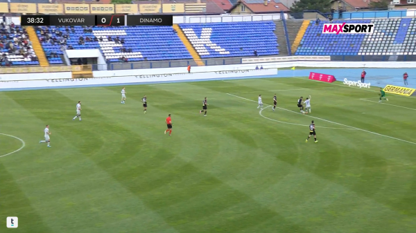 Maestralno! Pogledajte kako je Elez efektno predriblao Bakrara